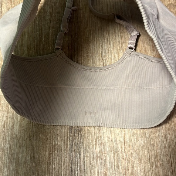 LULULEMON Ebb To Street Bra - Picture 10 of 10